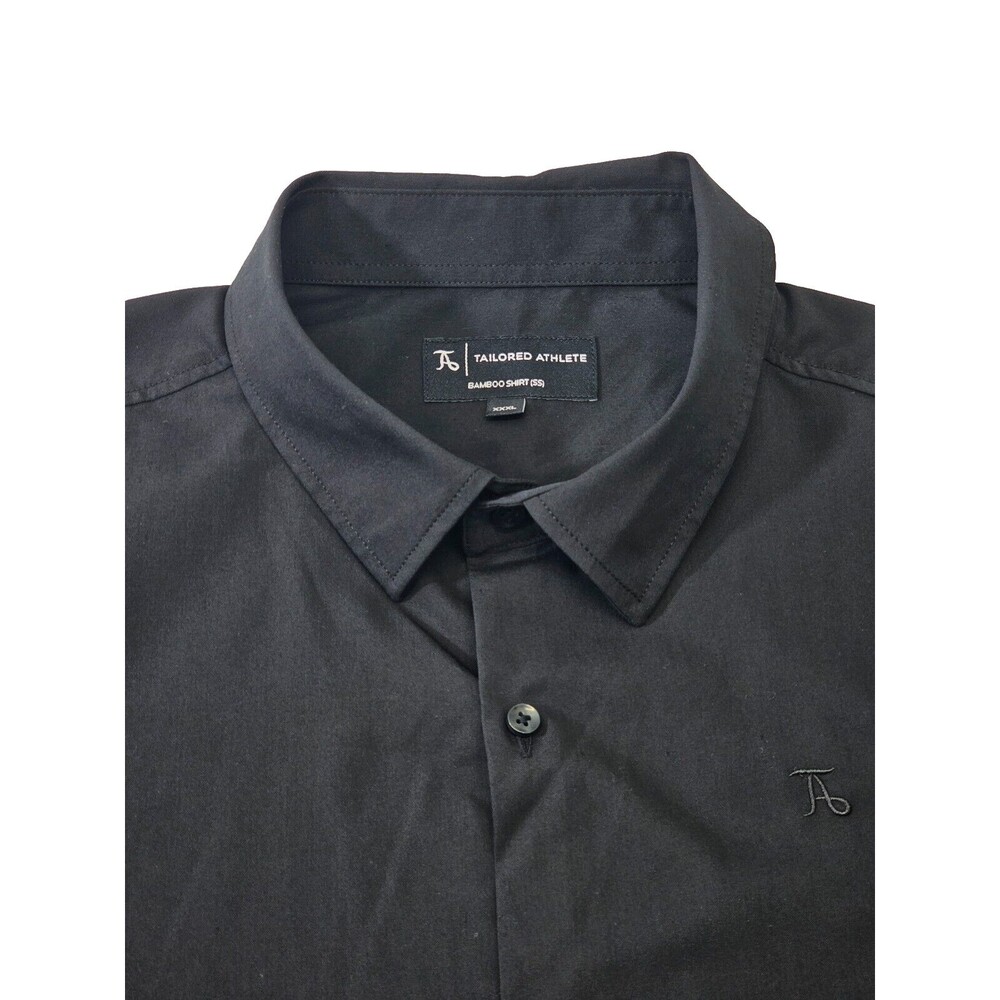 Tailored Athlete Men's Black Casual Button-Down Shirt